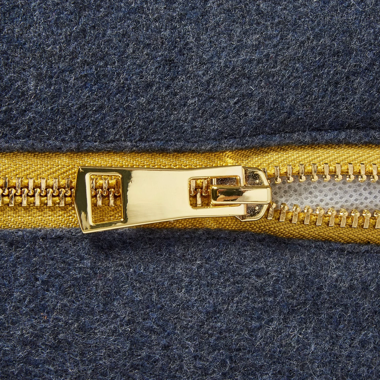 Frisco Faux Felt Zipper Pillow Cat & Dog Bed - Image 5